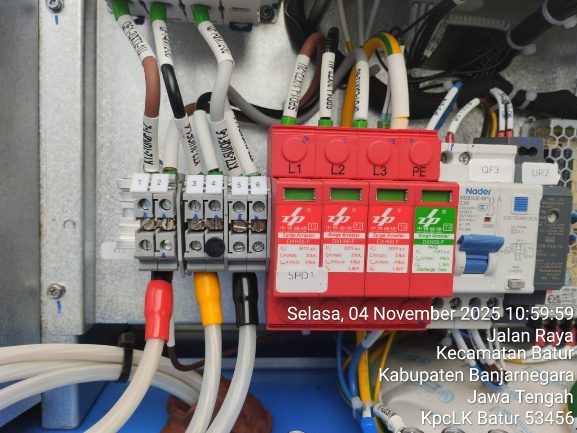 Documentation of Kern20 Charger Terminal Block Replacement, photo 2